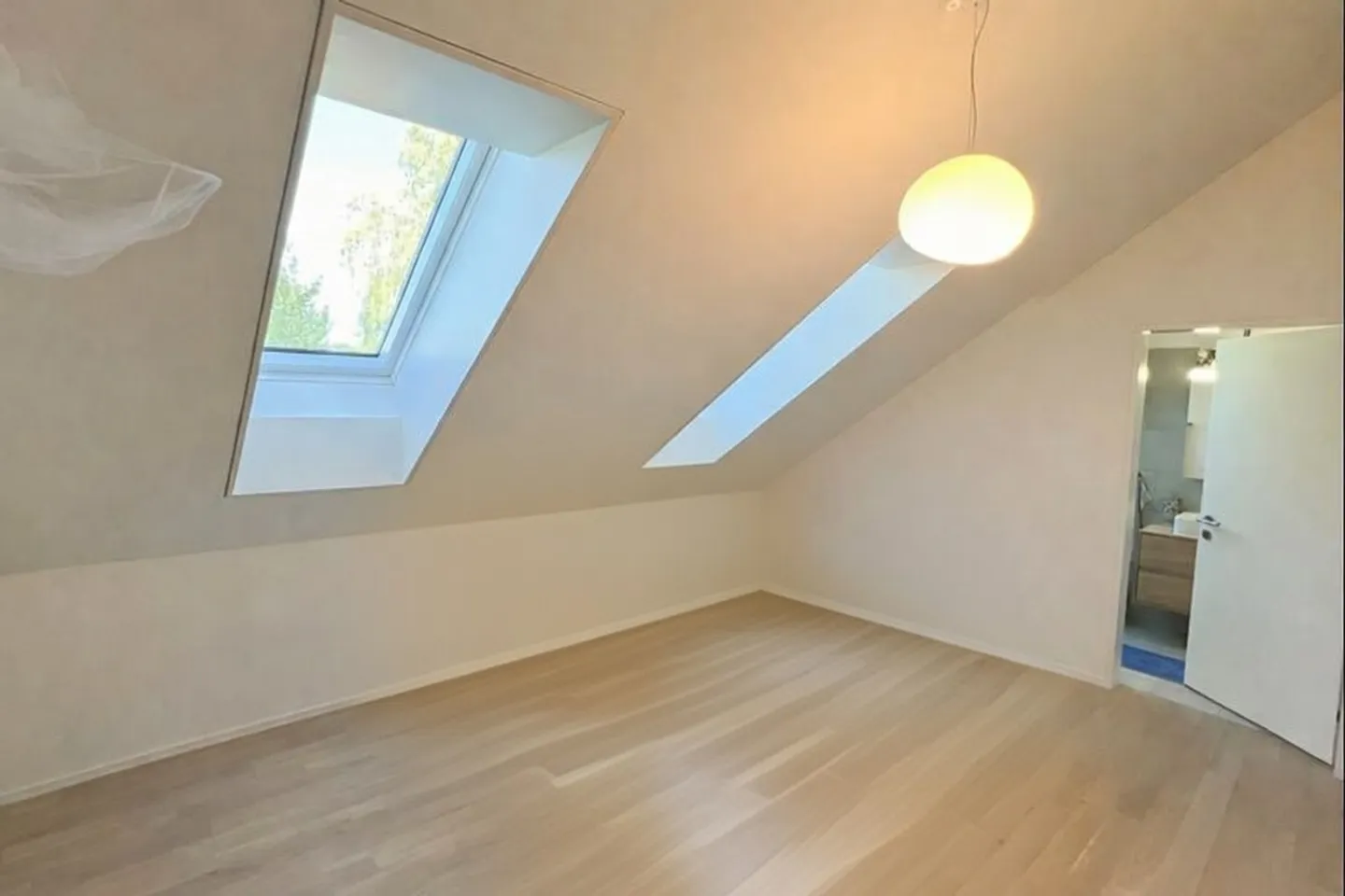 Mörschwil: Exclusive 3.5-Room Penthouse with Lake View - Photo 7 of 9