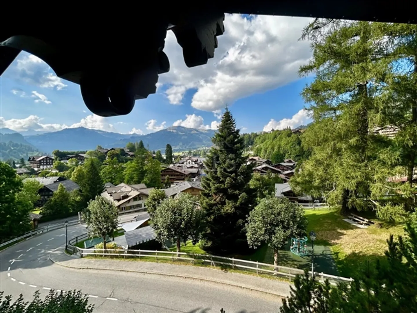 Outstanding Penthouse near the Gstaad Promenade - Photo 19 of 20