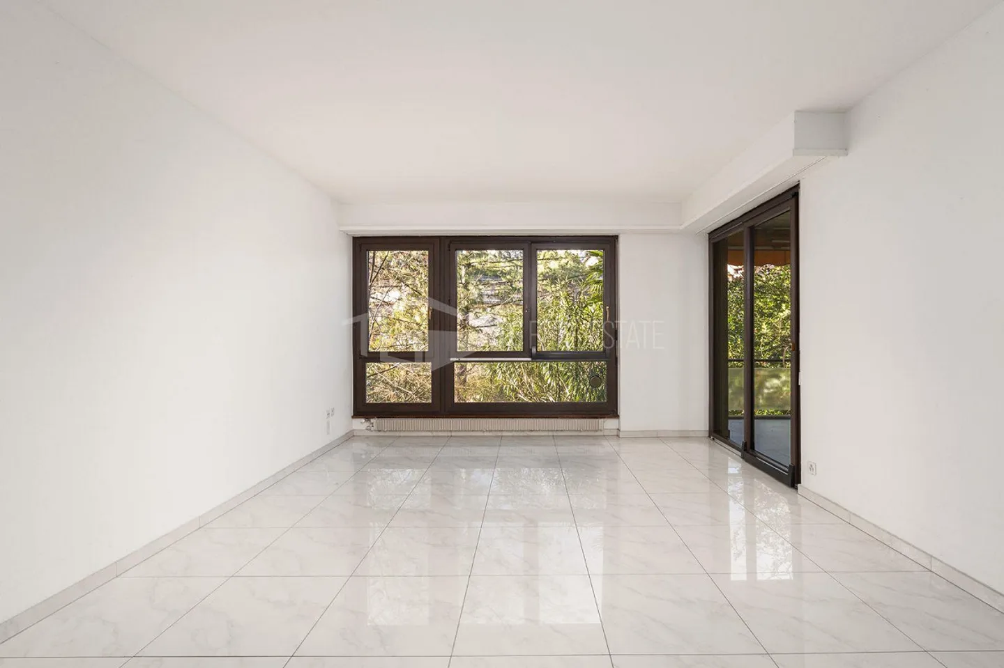 COZY 3.5 ROOMS IN LUGANO - LORETO - Photo 2 of 9