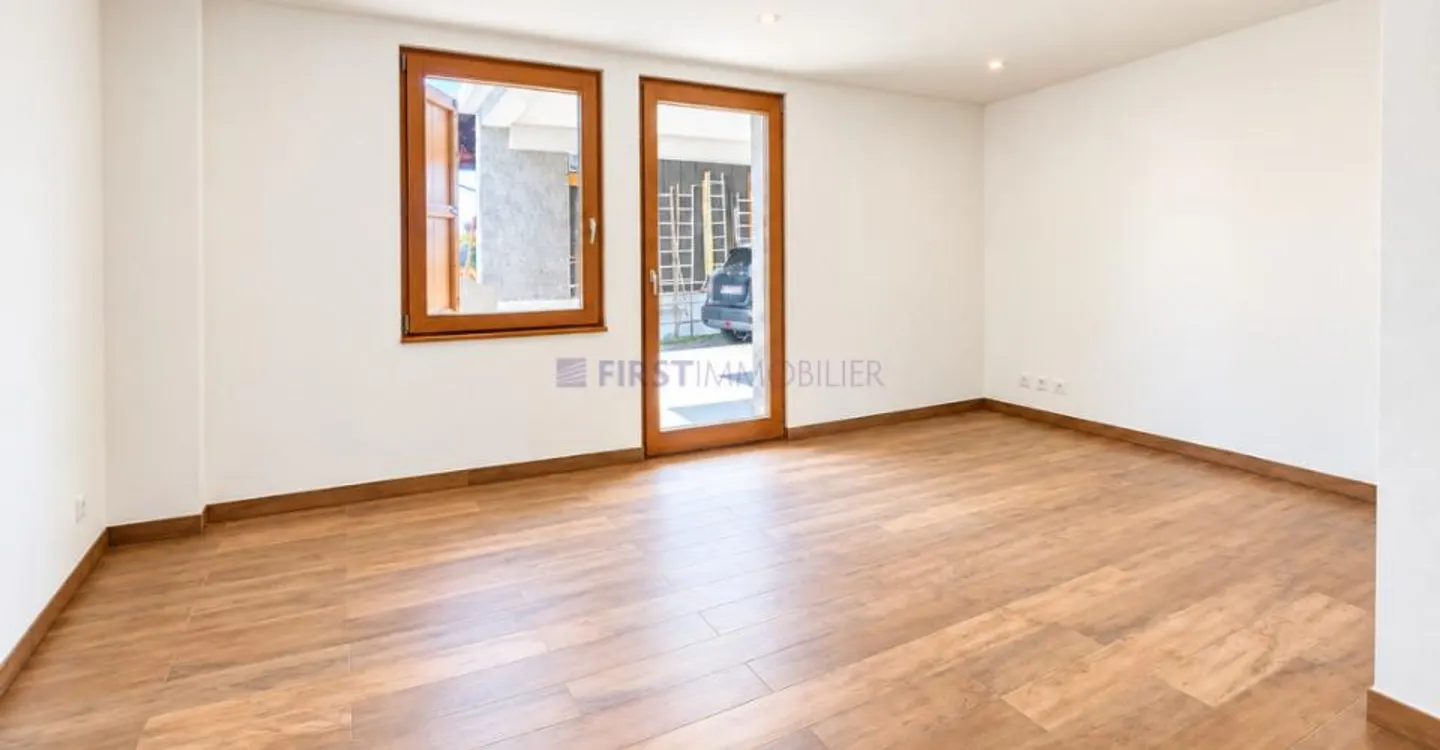 Appartement spacieux avec terrasse - Photo 2 sur 12