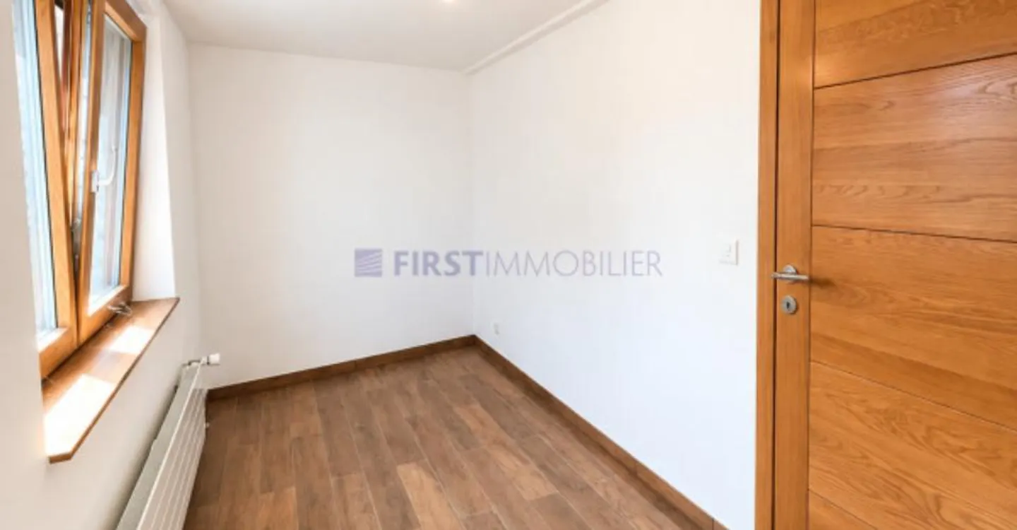 Appartement spacieux avec terrasse - Photo 10 sur 12