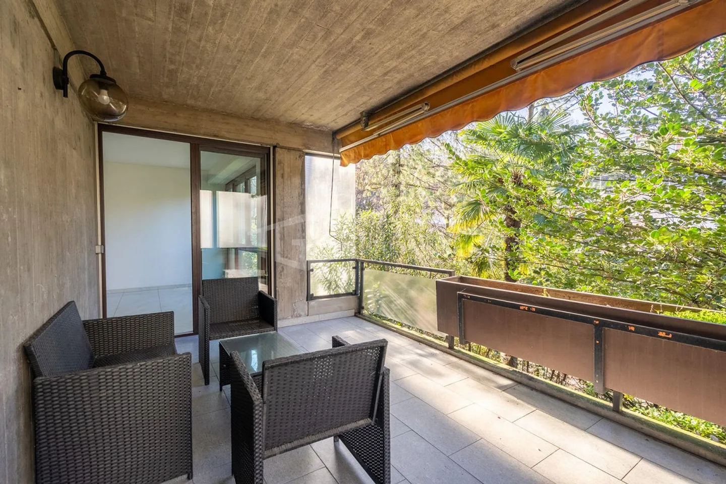 COZY 3.5 ROOMS IN LUGANO - LORETO - Photo 9 of 9