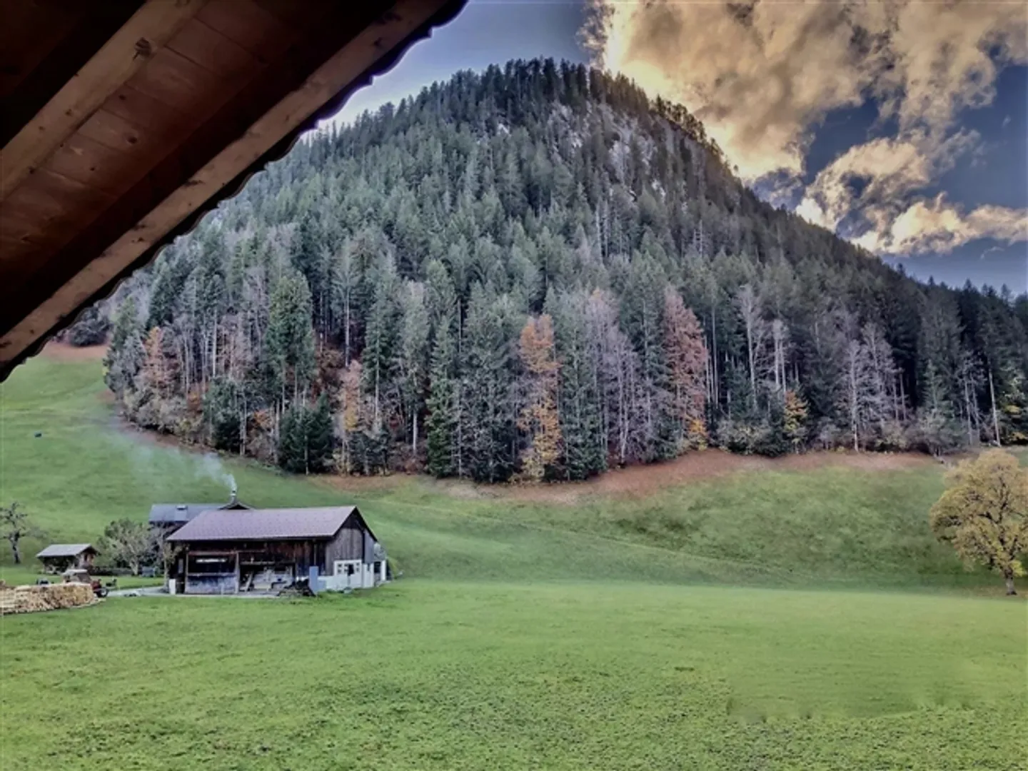 Charming Holiday Maisonette Apartment Near the Ski Slopes - Photo 1 of 14