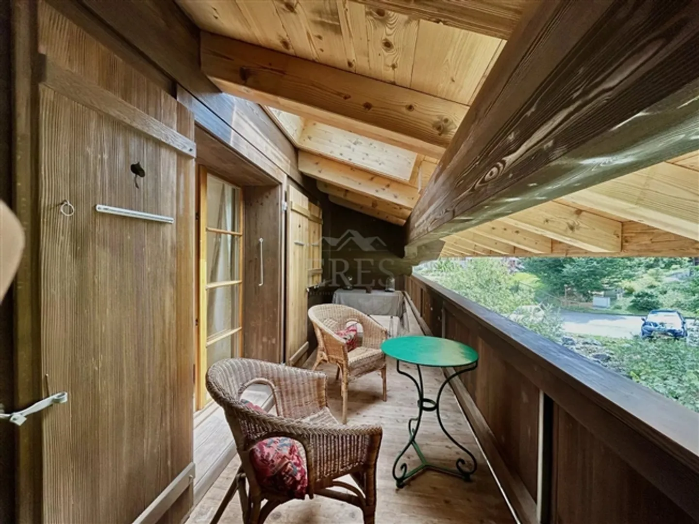 Charming Holiday Maisonette Apartment Near the Ski Slopes - Photo 5 of 14