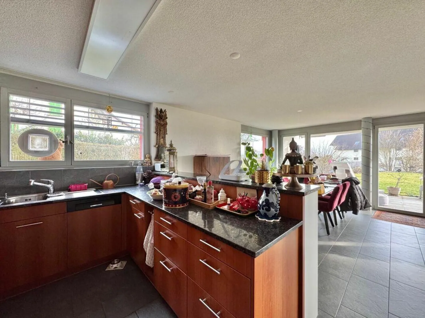 5.5 Zimmer-Erdgeschosswohnung - Foto 4 von 10