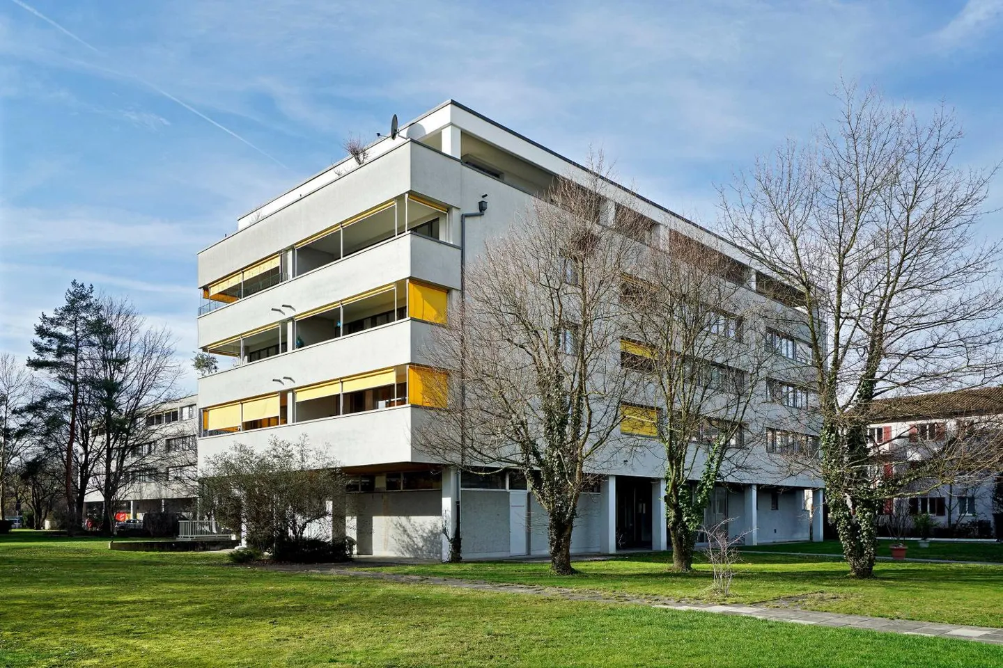 Living in the city-close Allschwil - Photo 2 of 8