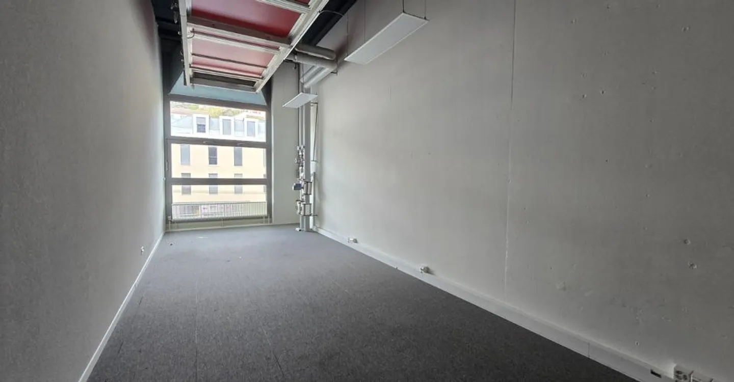 96m2 - Ufficio vicino al centro di Neuchâtel - Foto 5 di 10