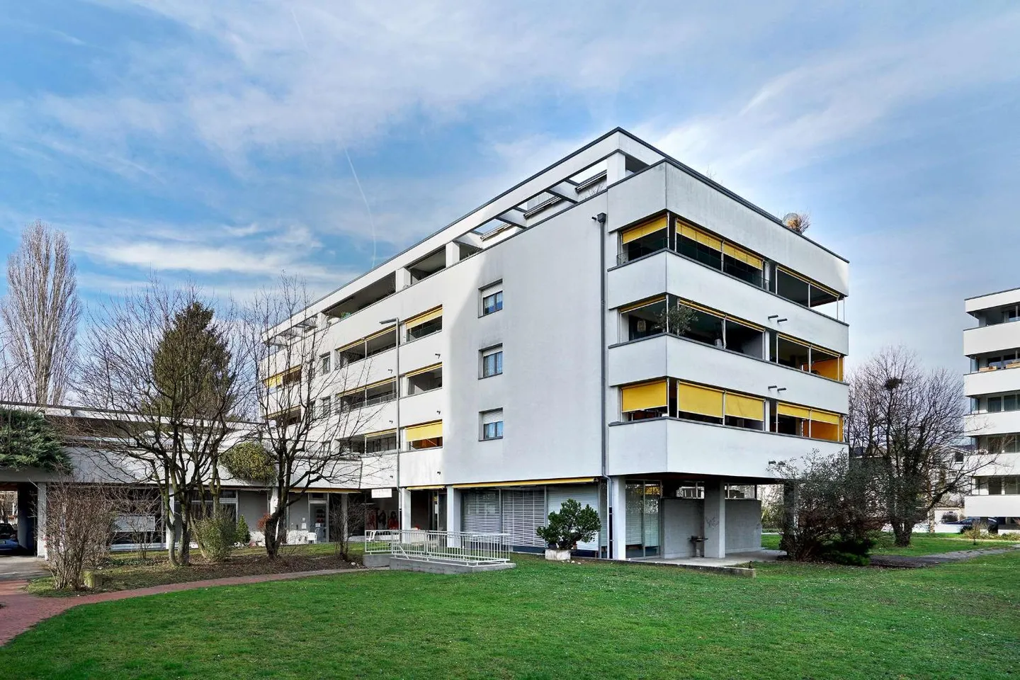 Living in the city-close Allschwil - Photo 1 of 8