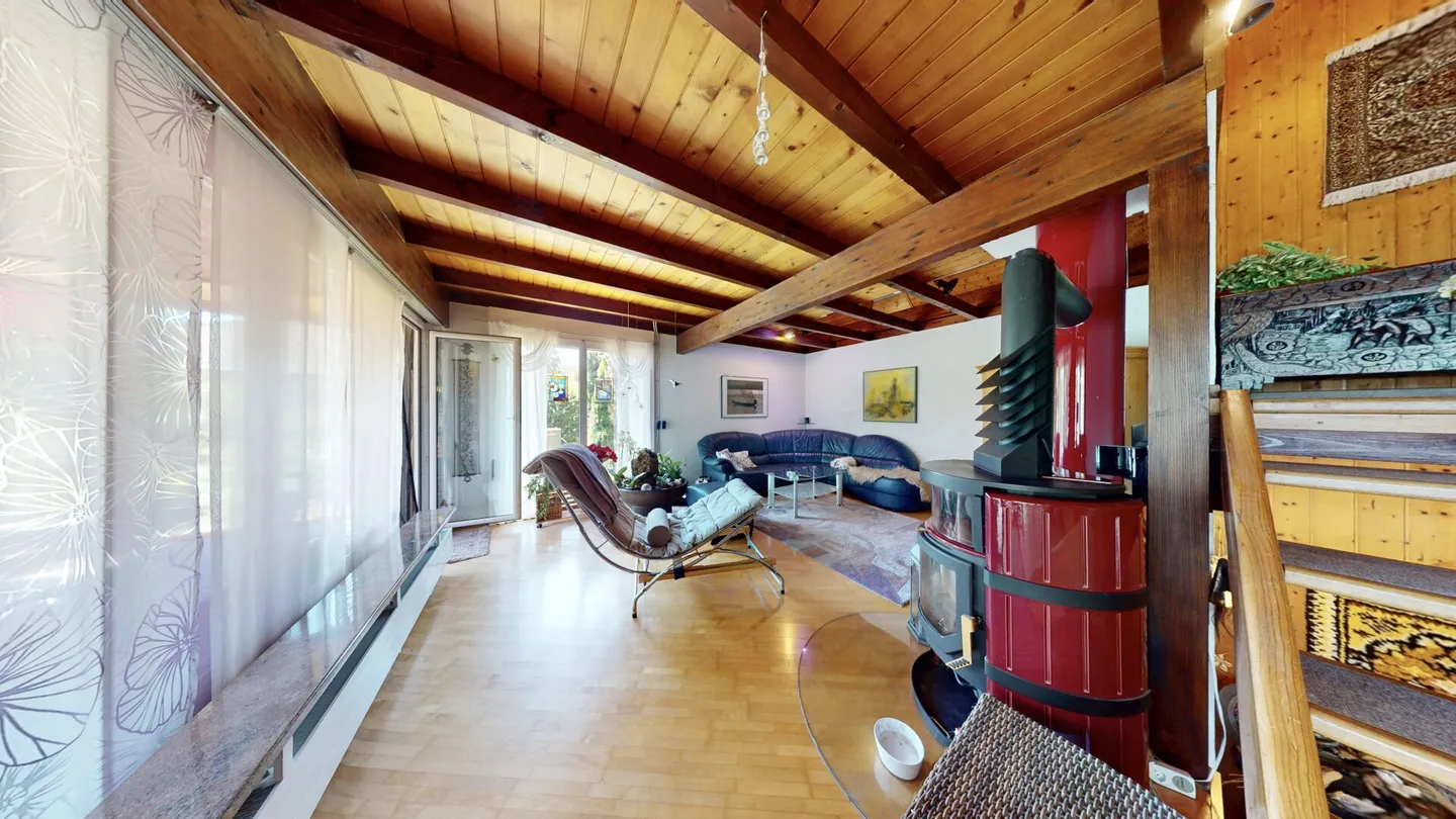 UNA CASA PER SENTIRSI BENE - VICINO ALLA NATURA, BEN CURATA E PIENA DI CHARME - Foto 5 di 8