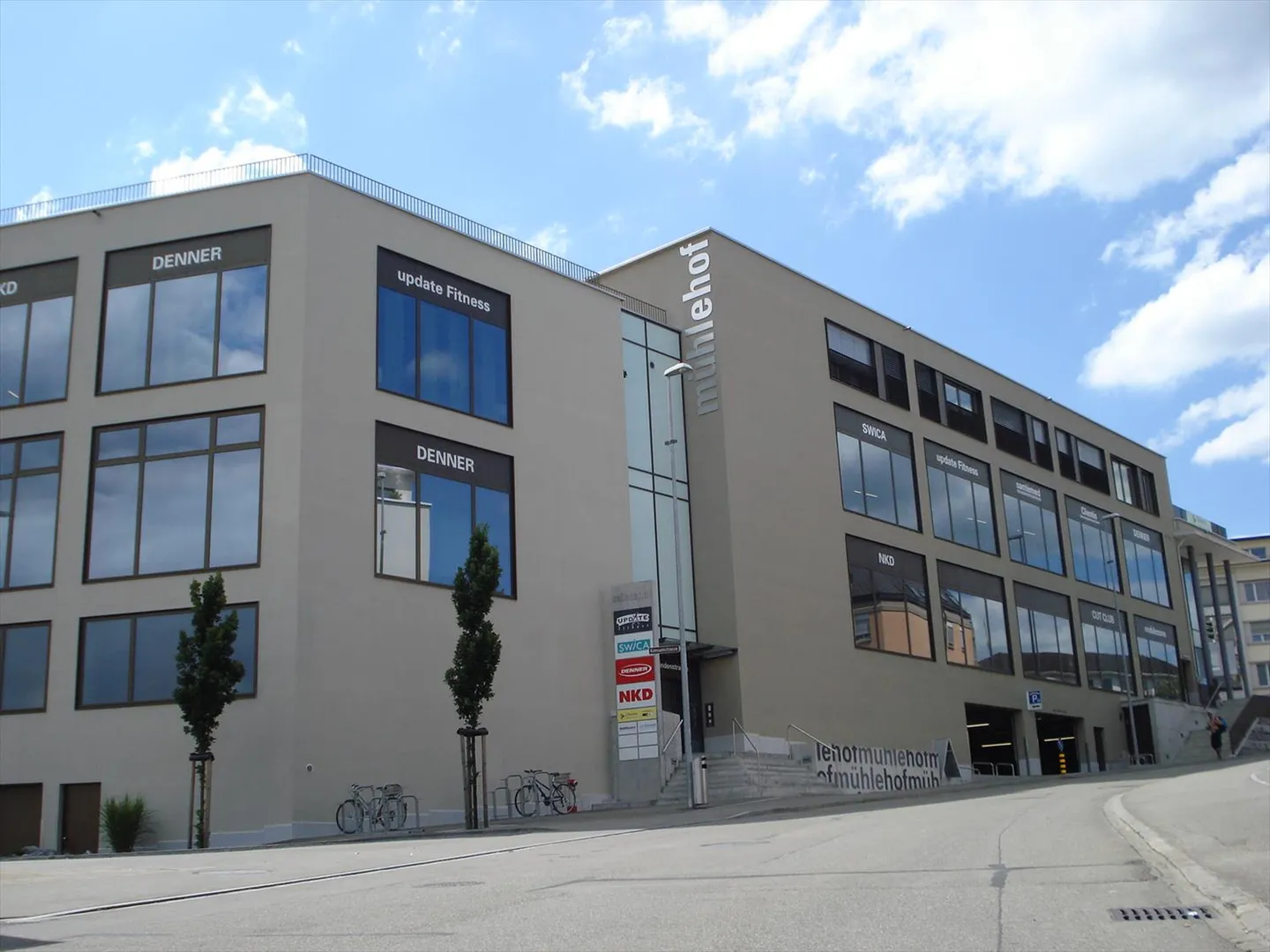 Parking space in the underground garage in the center of Uzwil (near the train station) - Photo 1 of 2