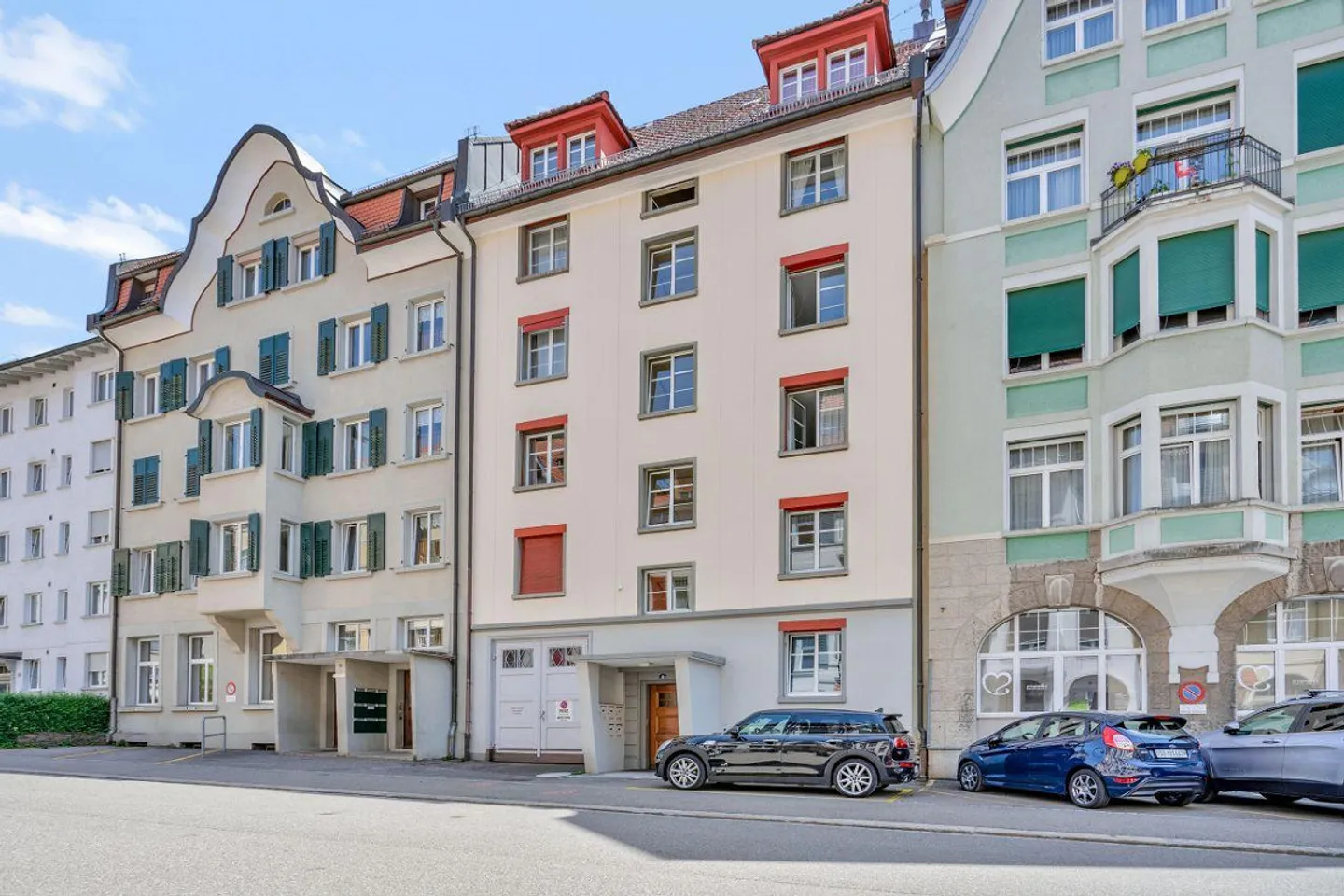 Charmante appartement de 2,5 pièces dans un emplacement central - Photo 1 sur 6