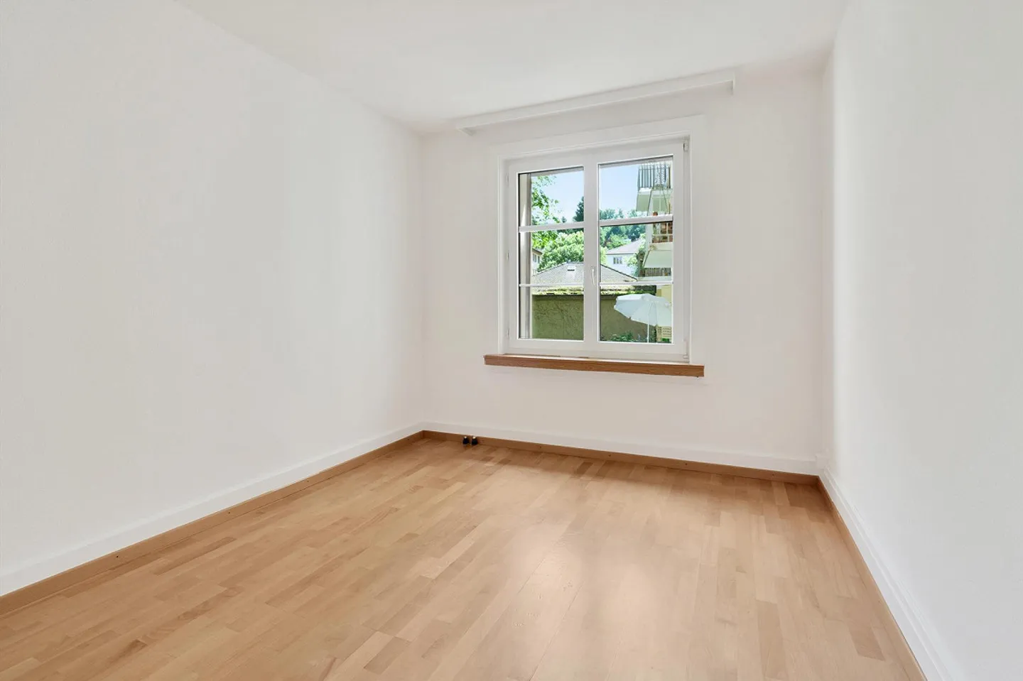 Charmante appartement de 2,5 pièces dans un emplacement central - Photo 5 sur 6