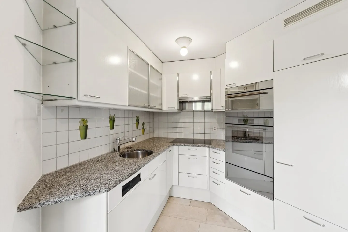 Familienfreundliches Einfamilienhaus an idyllischer Wohnlage - Foto 4 von 11