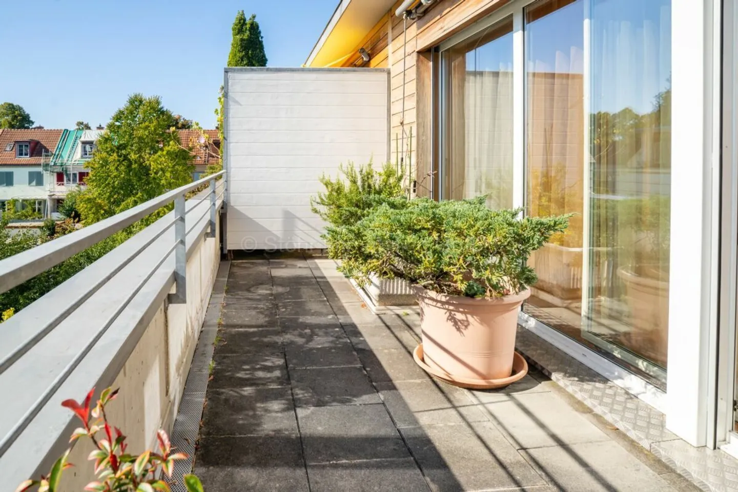 Maison mitoyenne de 5,5 pièces dans un emplacement prisé à Winterthur - Photo 6 sur 22