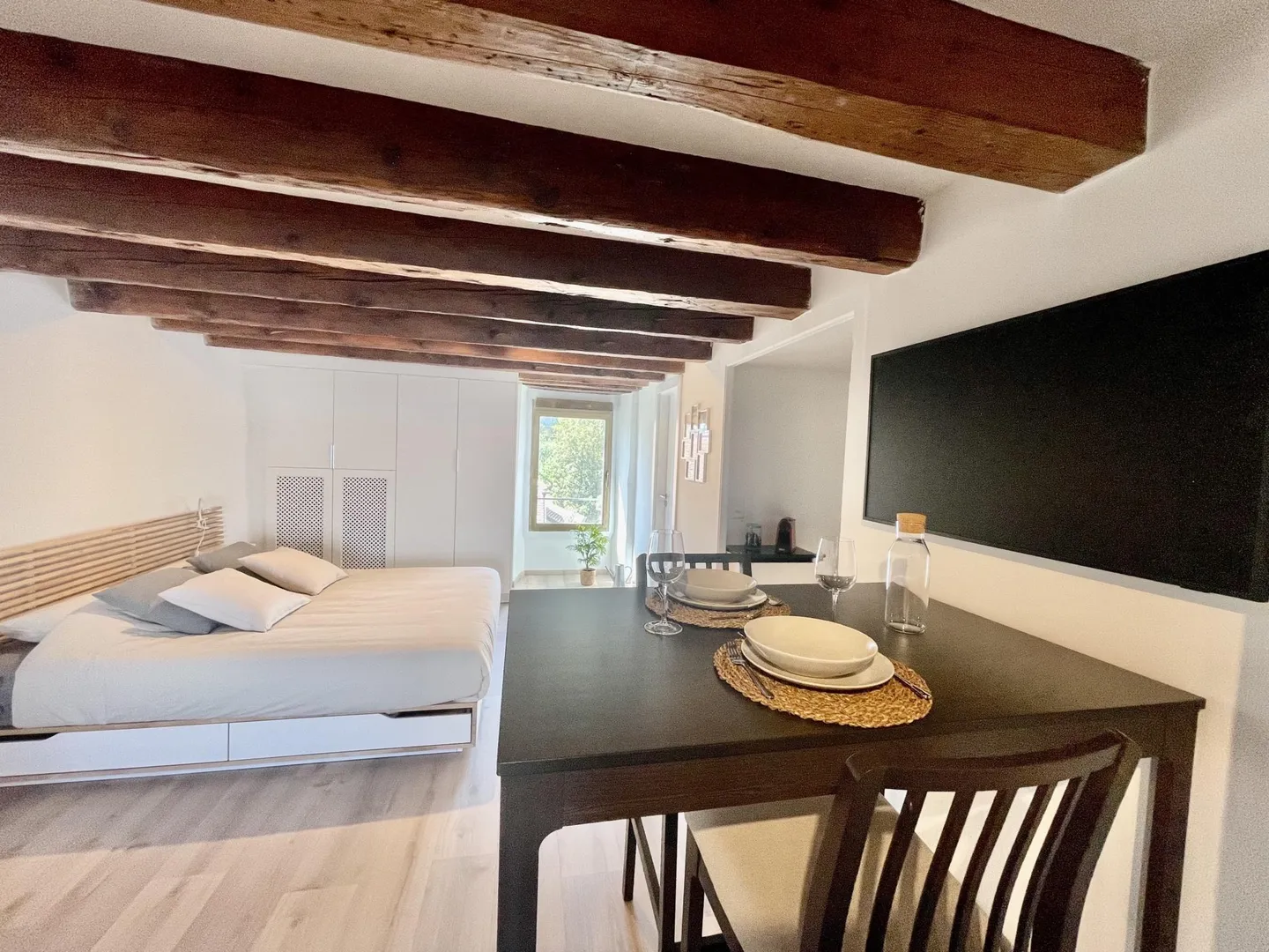 Furnished studio for rent? Nyon, Rue de Rive 53 lake view on the 4th floor - Photo 9 of 13
