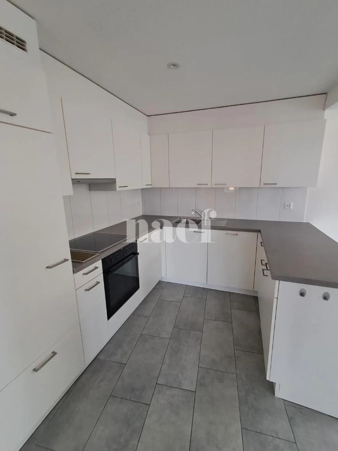Appartement Moderne avec Ascenseur - Photo 1 sur 9