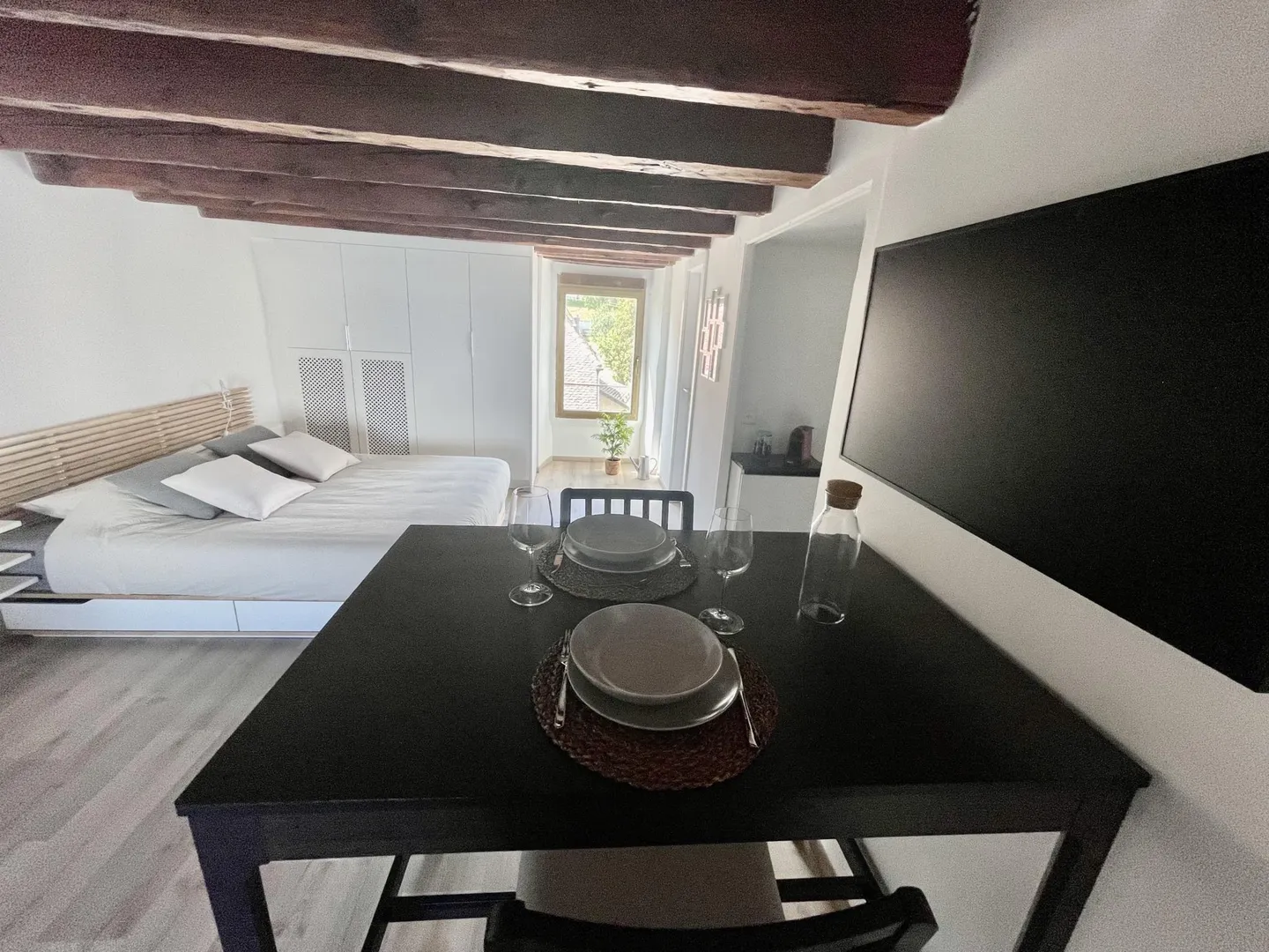 Furnished studio for rent? Nyon, Rue de Rive 53 lake view on the 4th floor - Photo 13 of 13