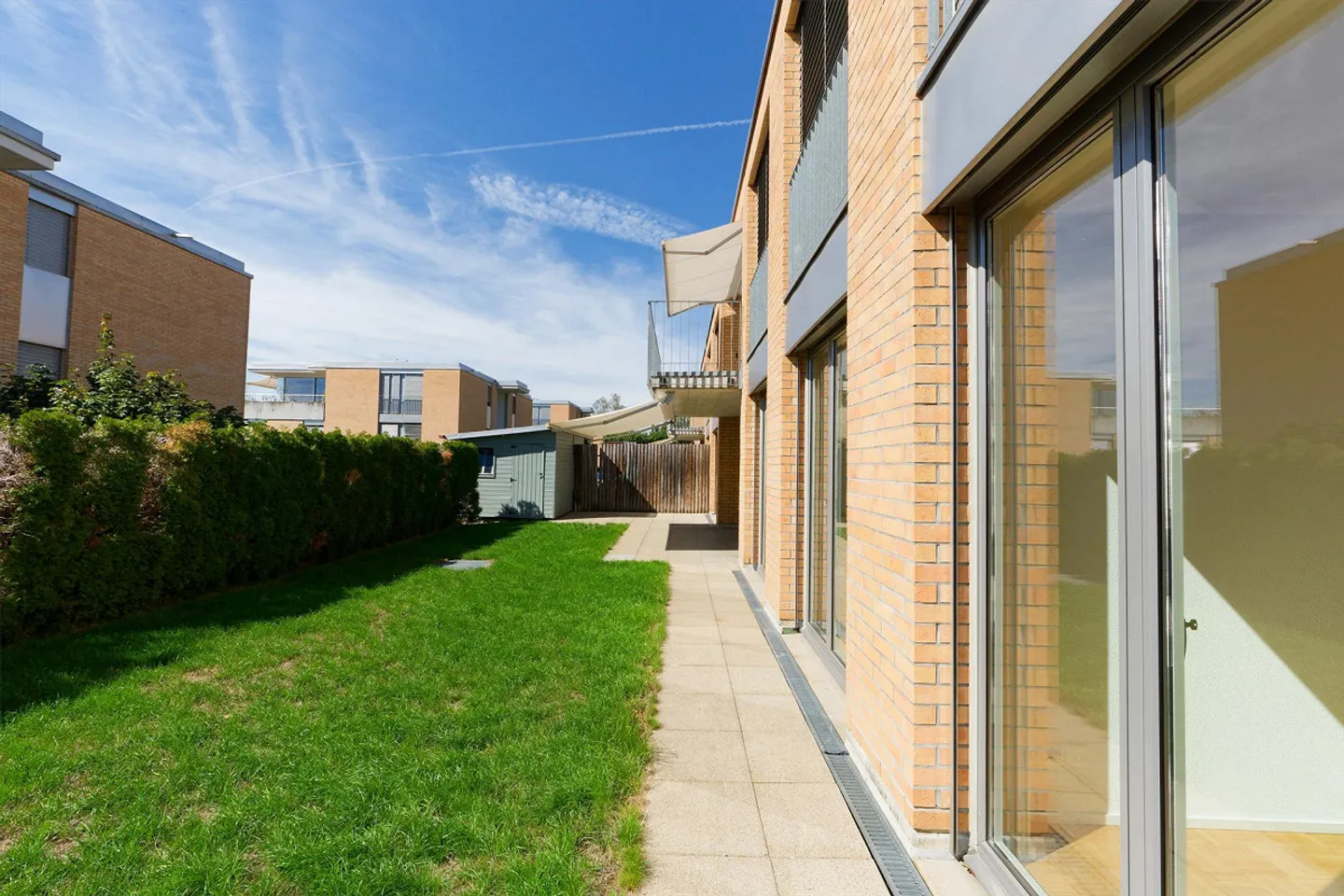 Garden apartment in a quiet location - Photo 9 of 13