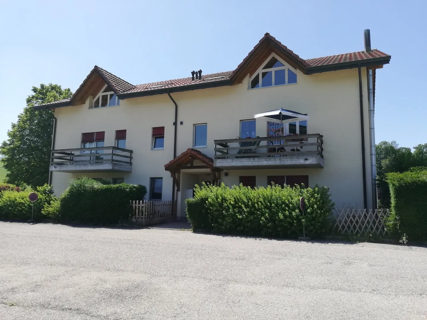 Charmante 3,5 Zimmer in Chavannes-les-Forts - Foto 7 von 8