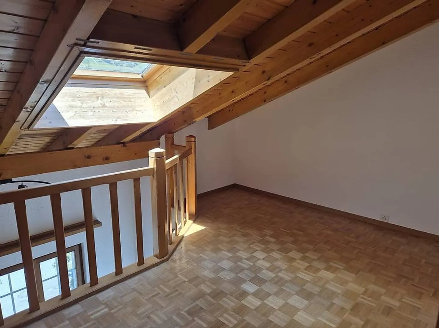 Appartement Duplex avec Vue sur Vignoble - Photo 5 sur 13