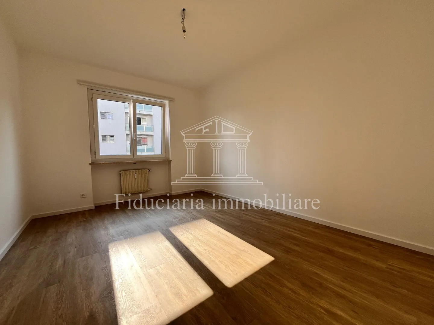 TENERO - Appartamento di 3,5 locali completamente ristrutturato (App.12) - Foto 2 di 11
