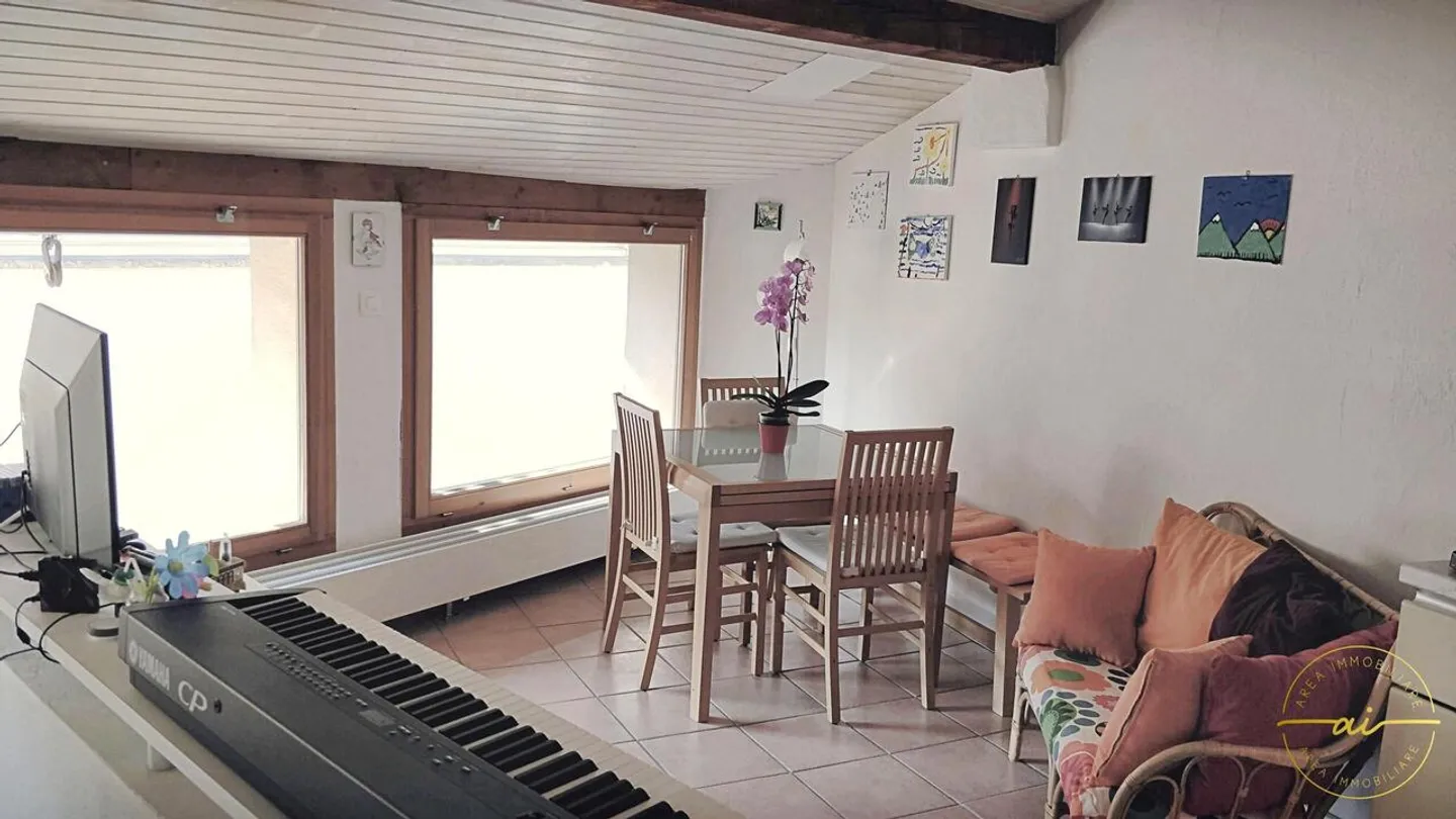 Casa con 5,5 stanze nel centro storico di Riva San Vitale - Foto 7 di 11
