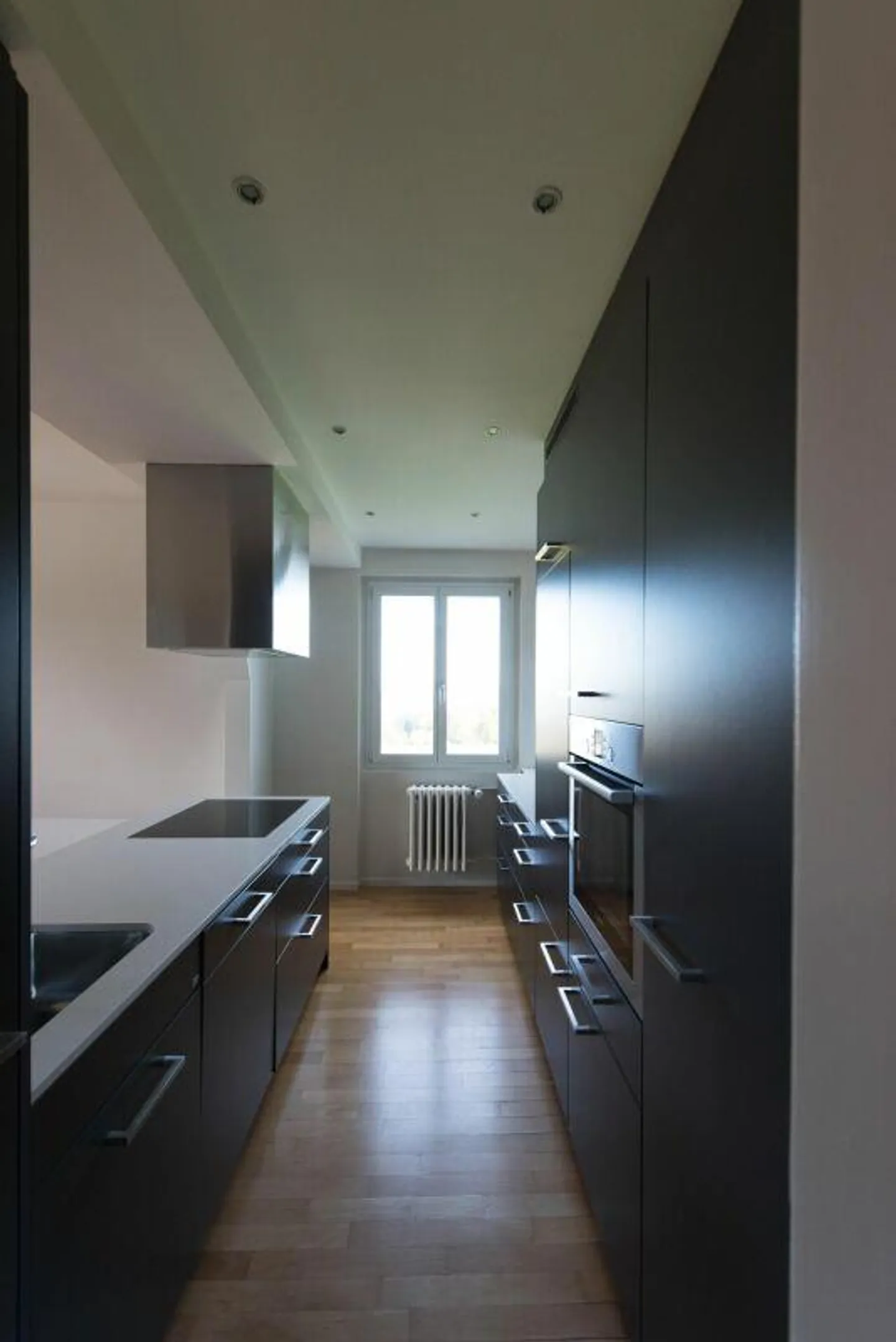 Modern old building apartment in a sunny location with a view of the outdoors - Photo 5 of 12