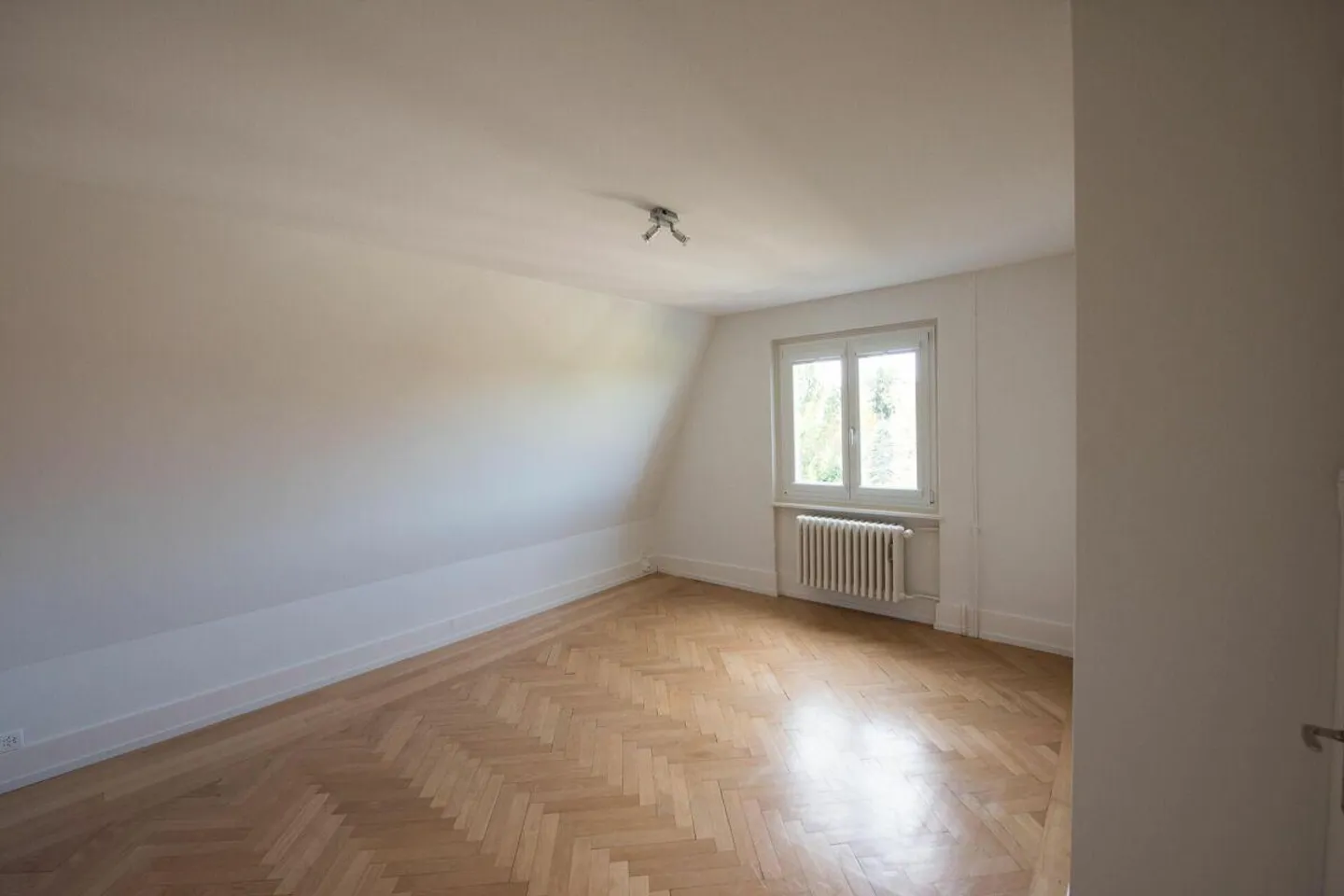 Modern old building apartment in a sunny location with a view of the outdoors - Photo 6 of 12