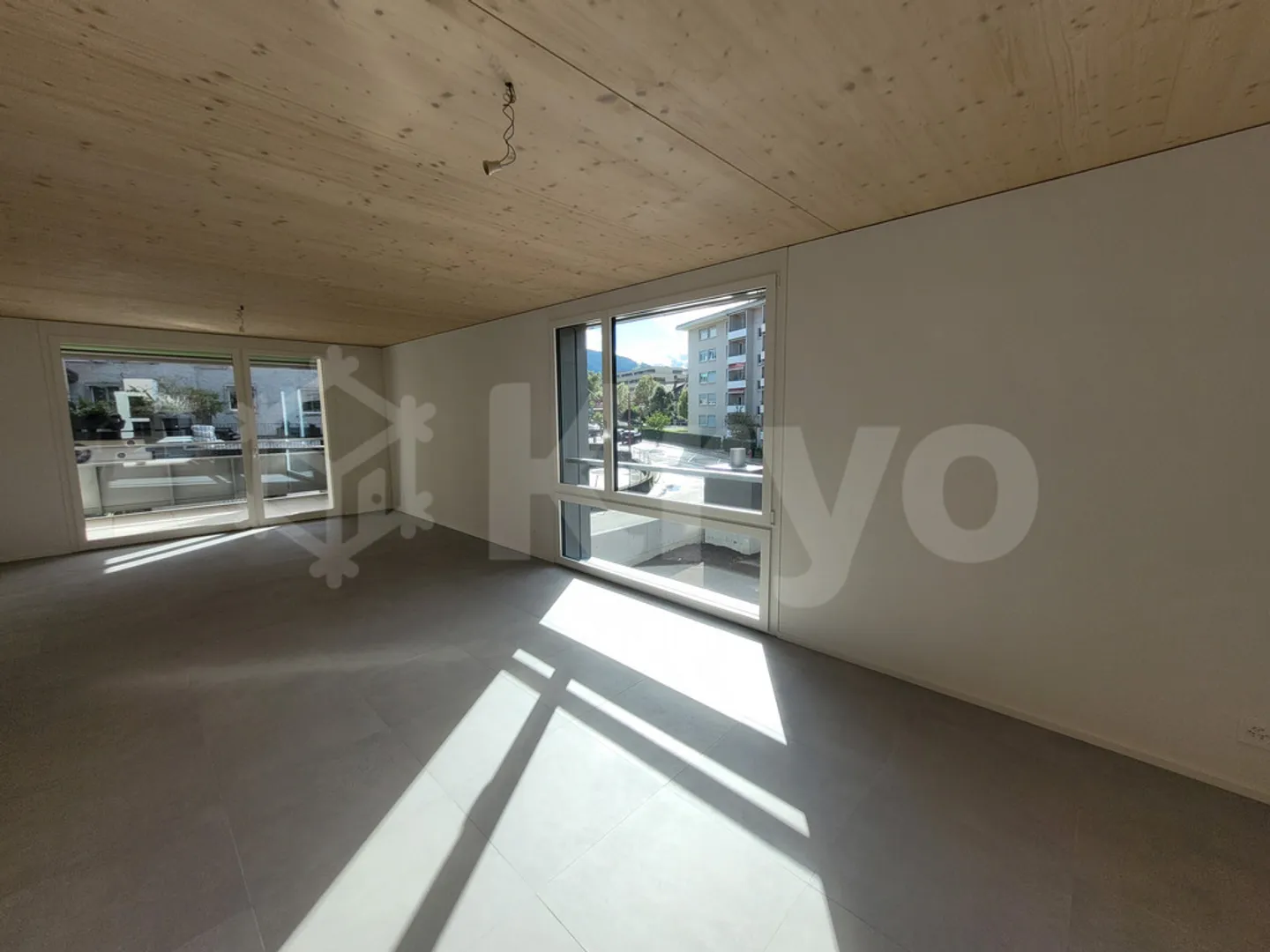 Appartement moderne avec vue imprenable - Photo 2 sur 6