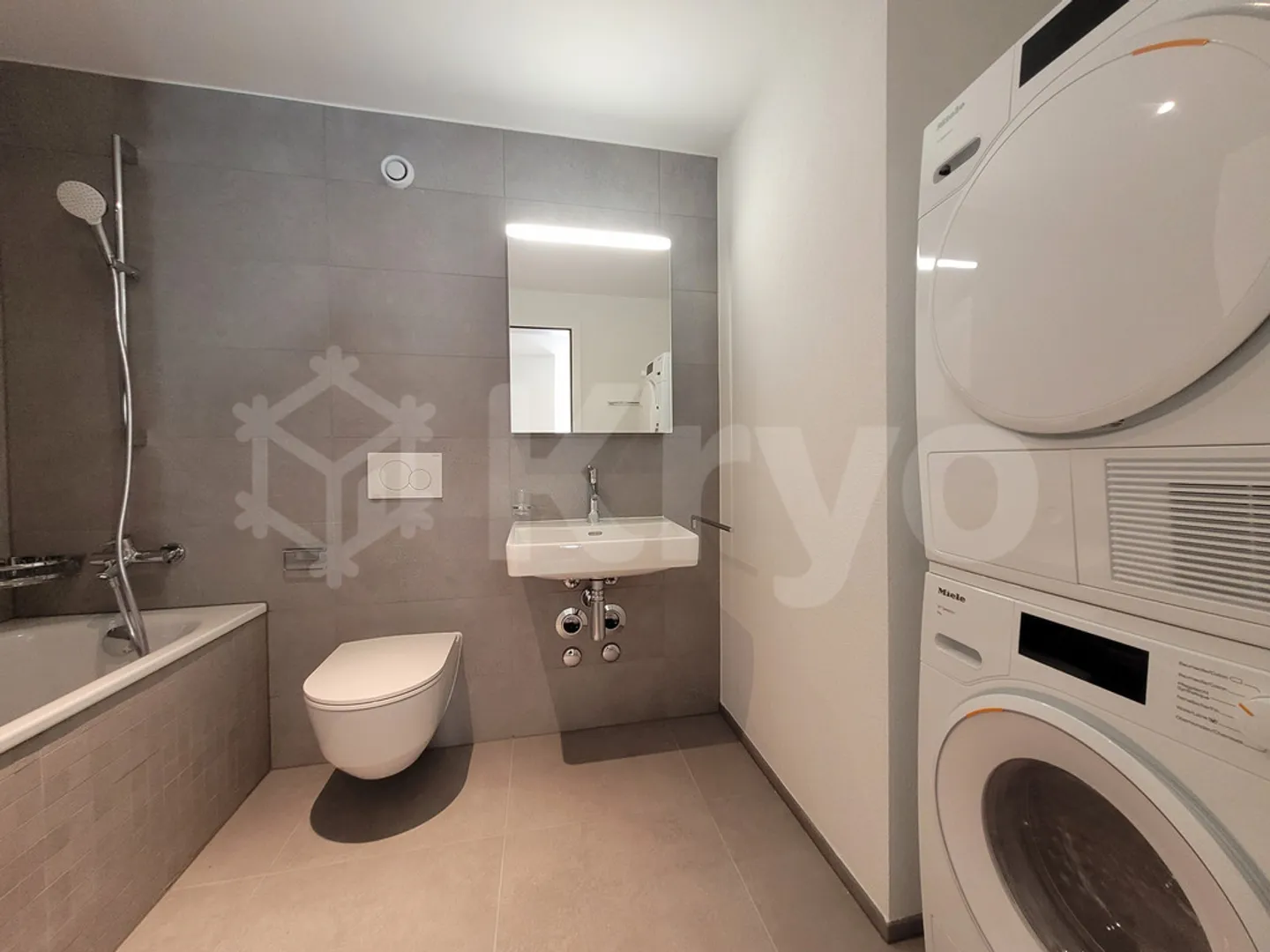 Appartement moderne avec vue imprenable - Photo 6 sur 6