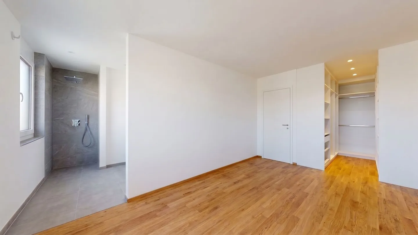 Première occupation 2026 à Fahrwangen : Appartement de jardin avec suite parentale et loggia - Photo 9 sur 20