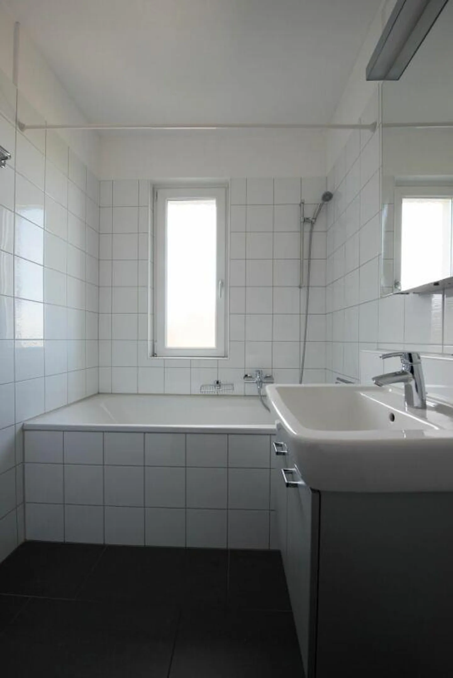 Modern old building apartment in a sunny location with a view of the outdoors - Photo 10 of 12