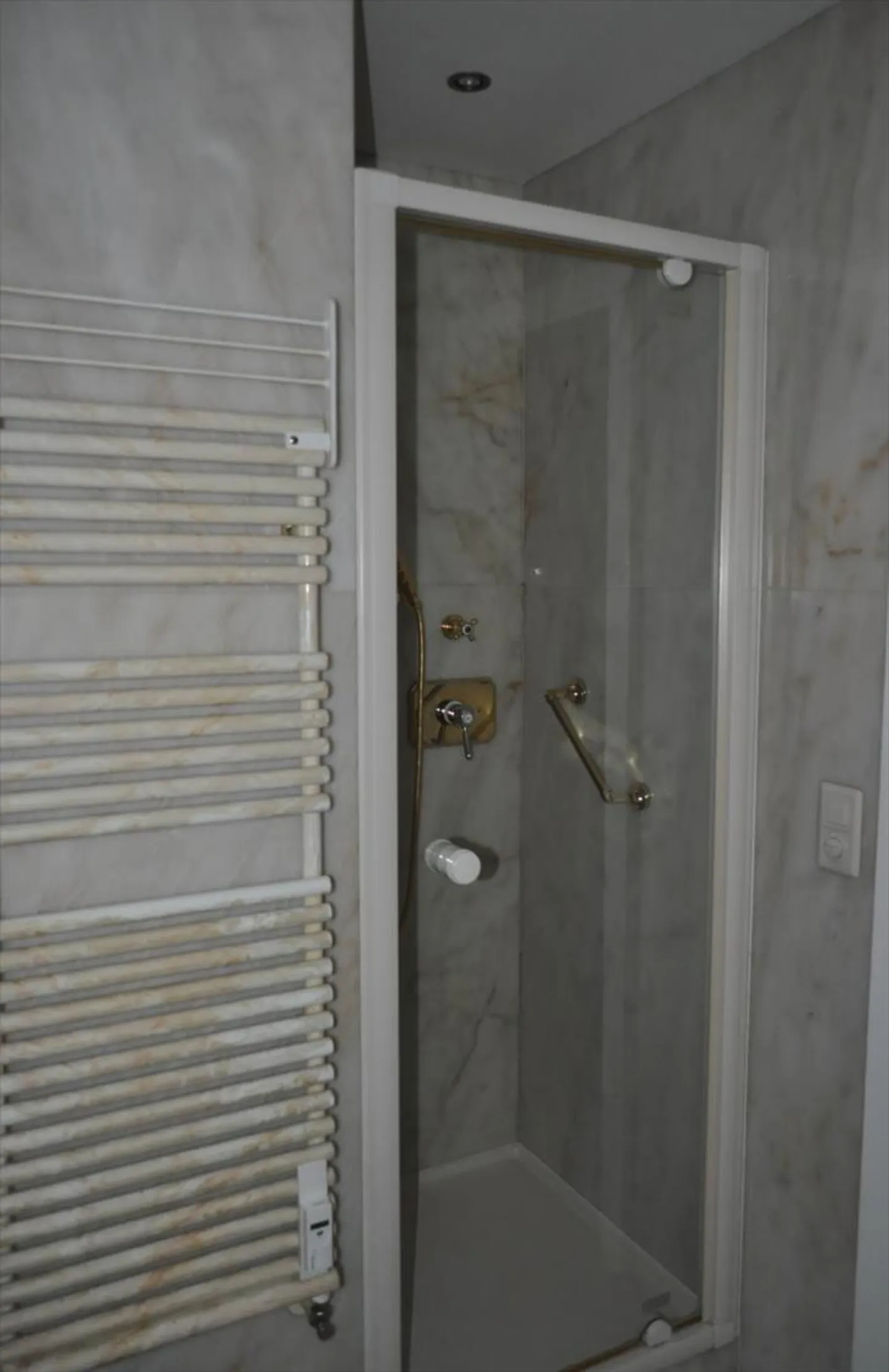 SIERRE - IN VENDITA - APPARTAMENTO 4.5 STANZE - fr 439'000.00 - Foto 7 di 13