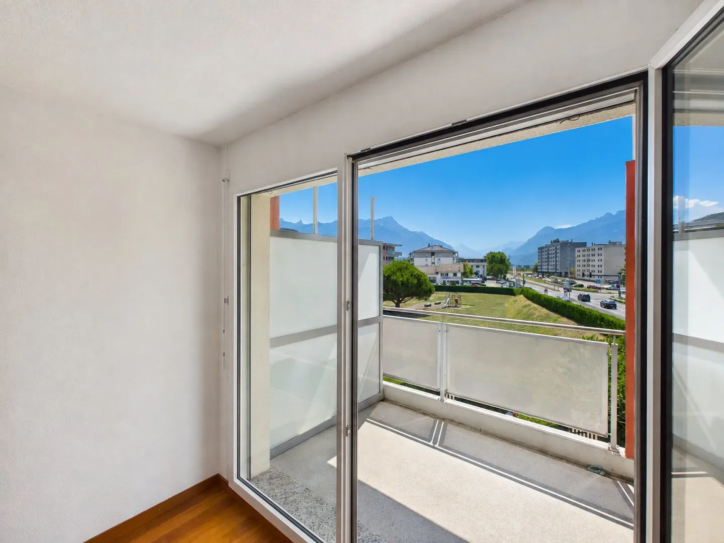 Appartement Duplex avec Terrasse - Photo 3 sur 26