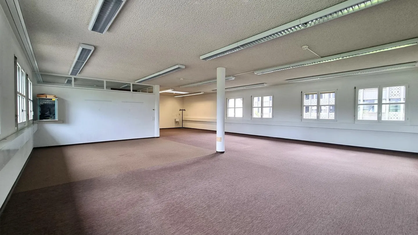 Spazio commerciale direttamente nel centro di Bad Zurzach - Foto 2 di 5