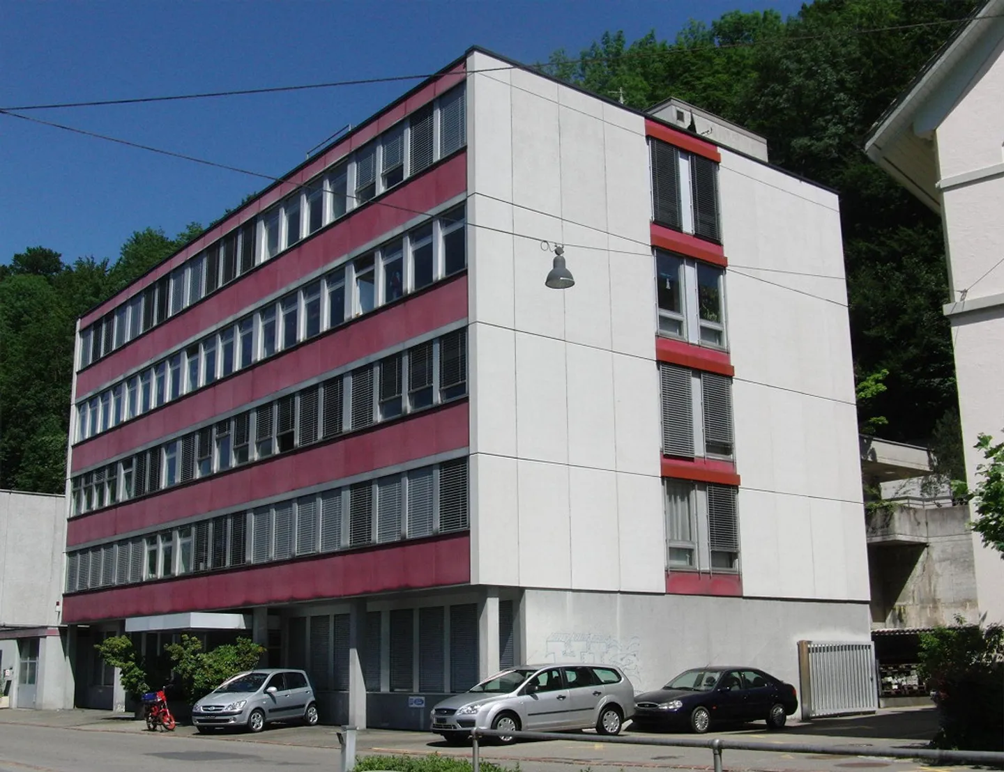 Posti auto ad Adliswil - Foto 1 di 3