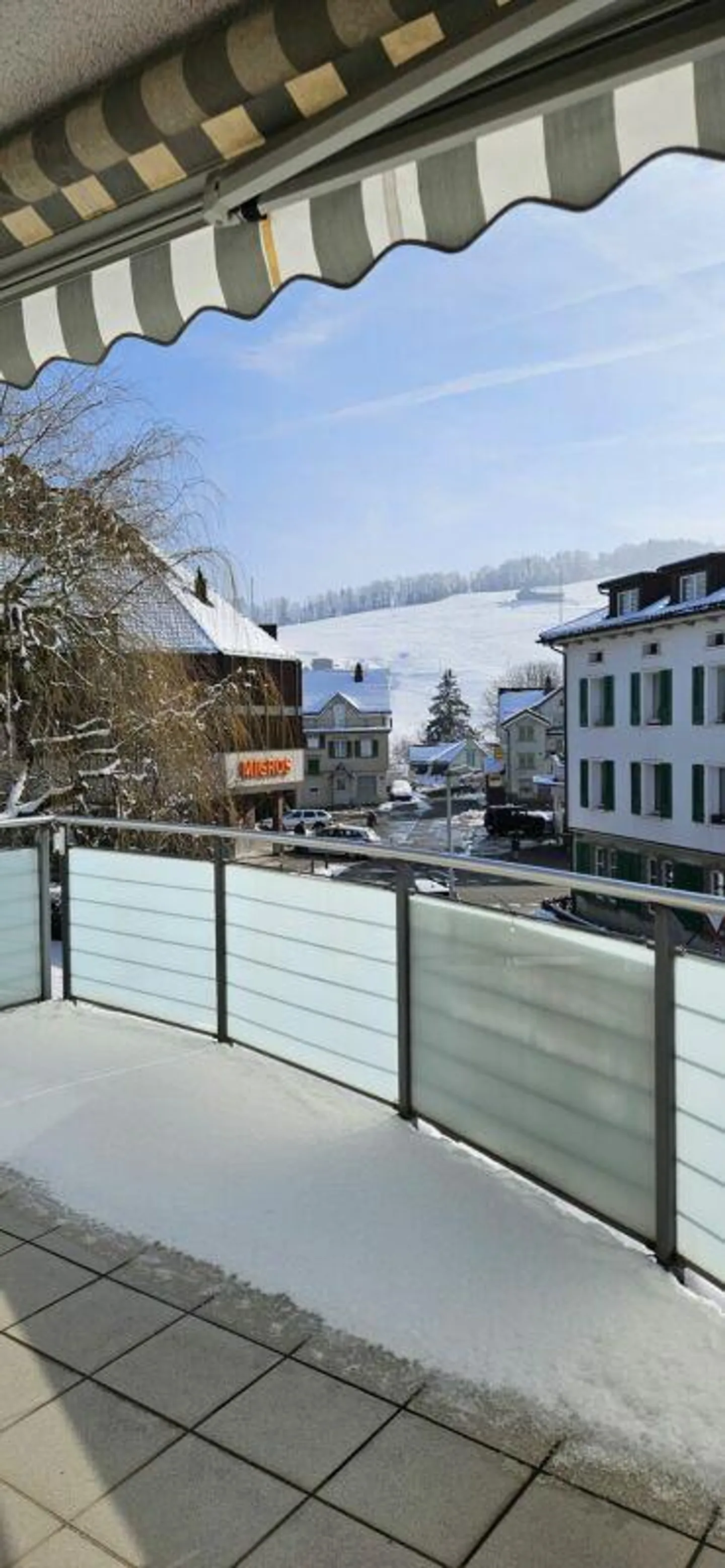 Attraktive 5.5-Zimmer-Wohnung in Degersheim - Foto 4 von 16