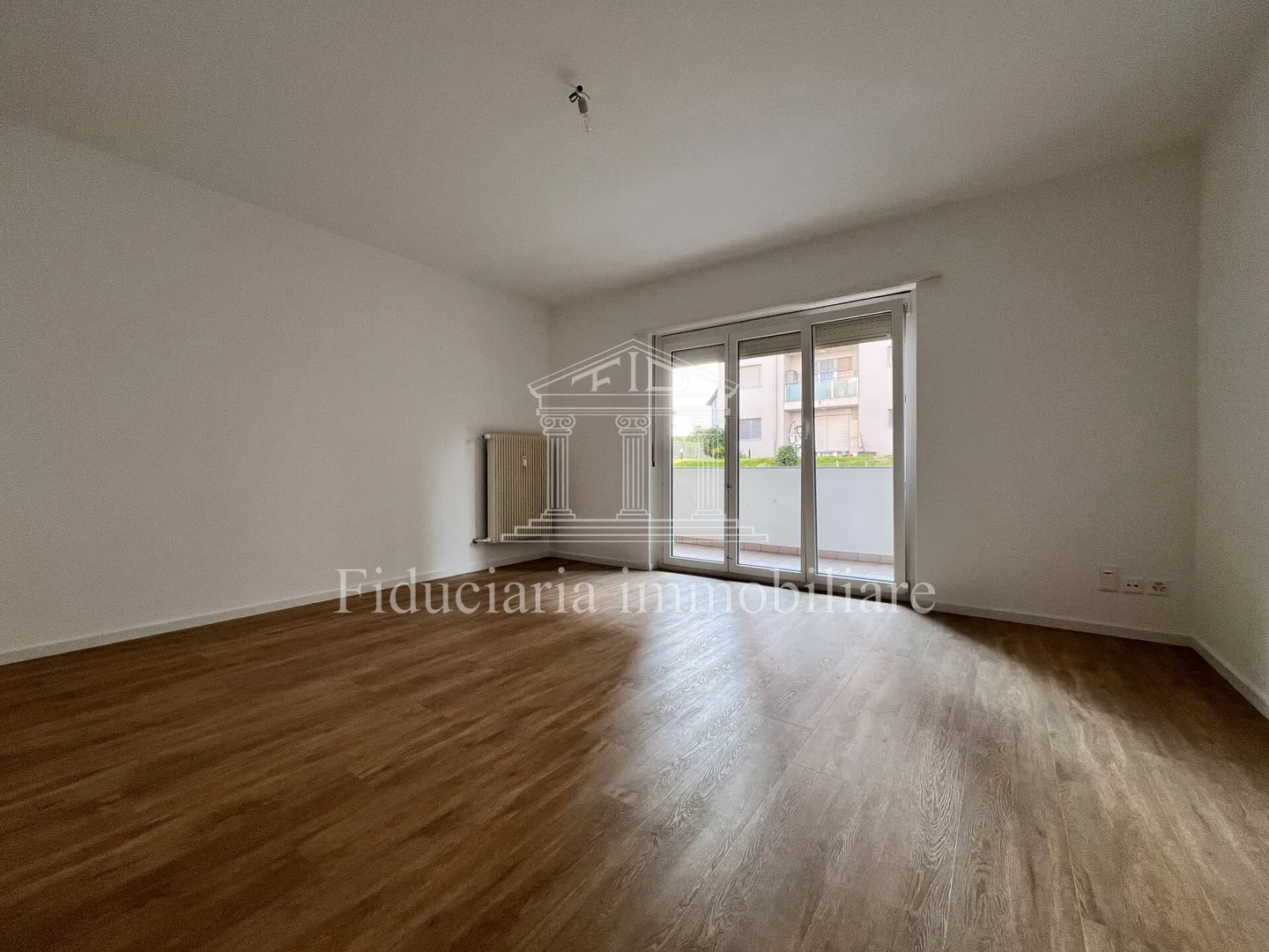 TENERO - 3.5-Zimmer-Wohnung komplett renoviert (App.7) - Foto 1 von 11
