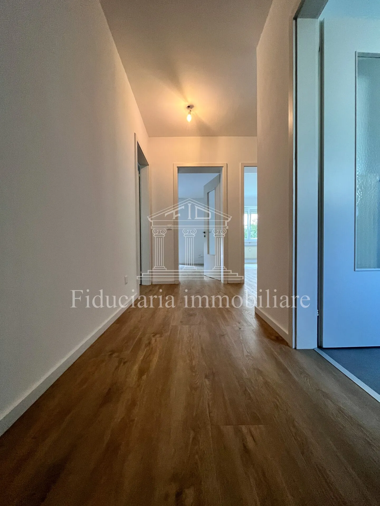 TENERO - 3.5-Zimmer-Wohnung komplett renoviert (App.7) - Foto 4 von 11