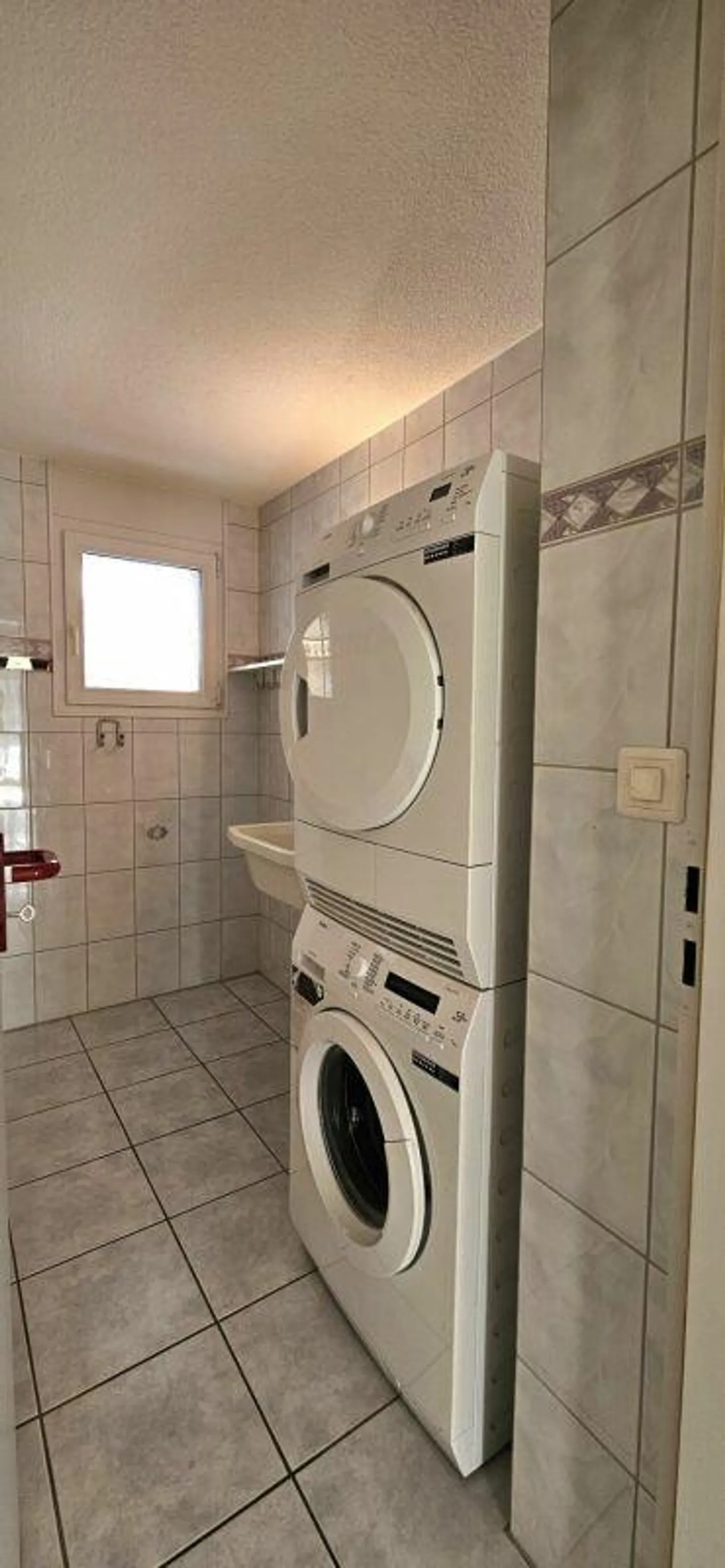 Attraktive 5.5-Zimmer-Wohnung in Degersheim - Foto 12 von 16