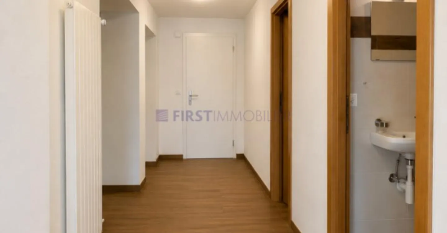 Appartement Charmant avec Terrasse - Photo 9 sur 12