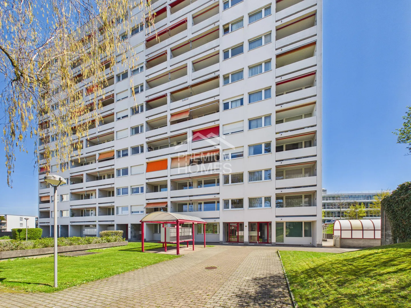 Charmantes Familienhaus in Pfäffikon - Foto 2 von 13