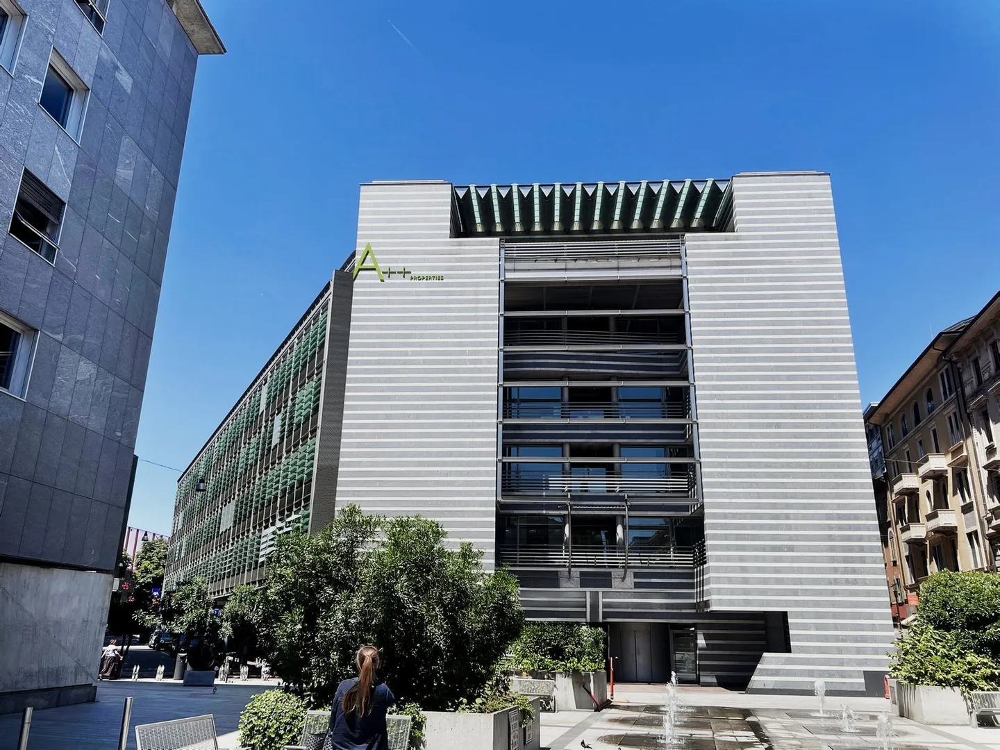 Uffici in affitto nel centro di Chiasso - 556,5 m² modulari - Foto 1 di 8