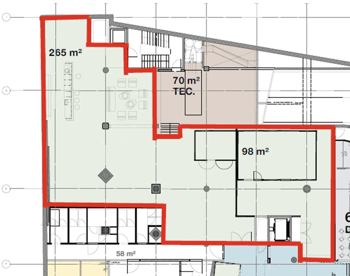 Expanded hall in the city center with ventilation and escalator access - Photo 6 of 6