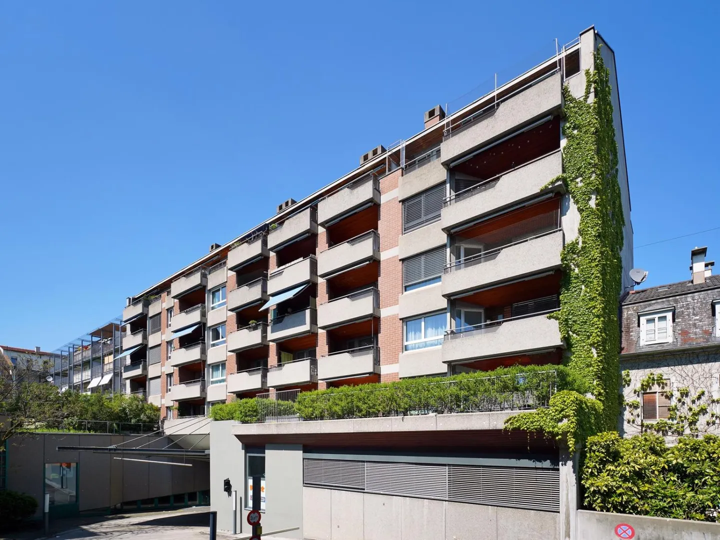 Living in a prime location in Gundeli - Photo 1 of 6