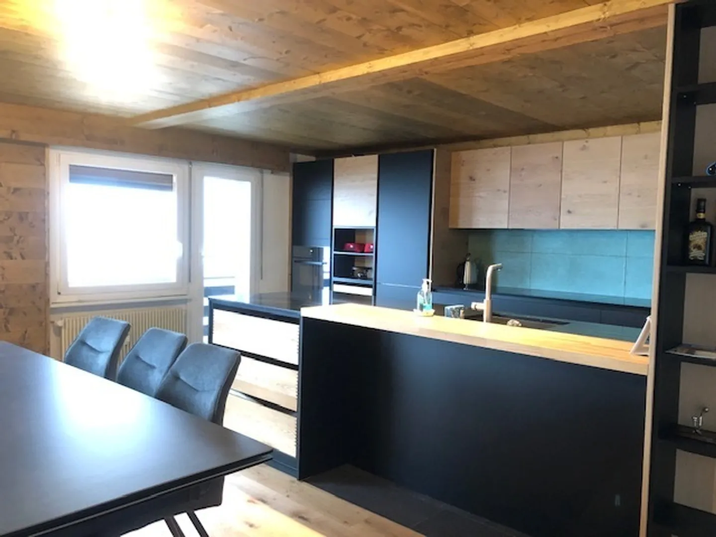 Saisonale Vermietung eines wunderschönen 4,5-Zimmer-Penthouse-Apartments in Nendaz - Foto 4 von 14