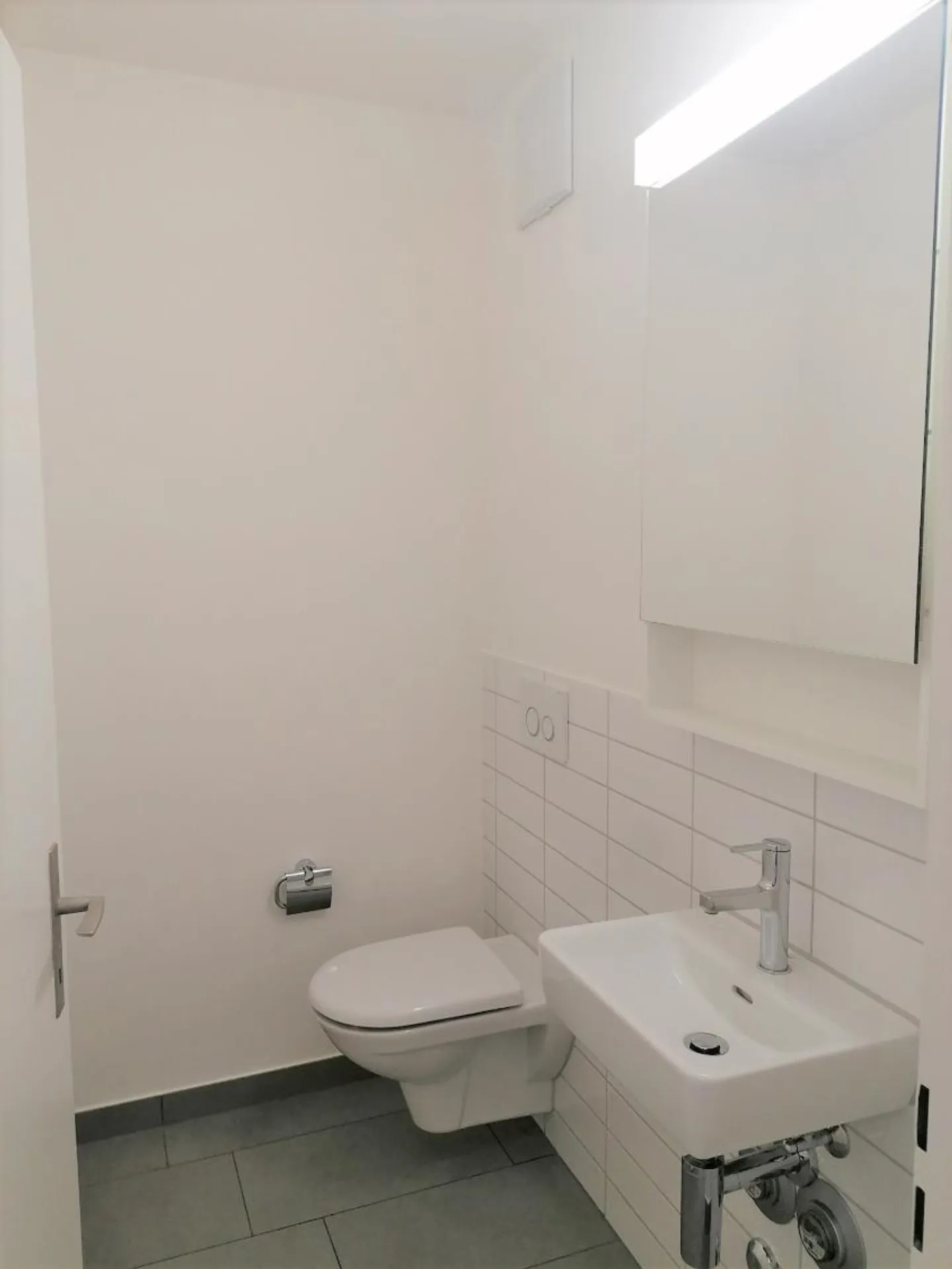 Living in a prime location in Gundeli - Photo 3 of 6