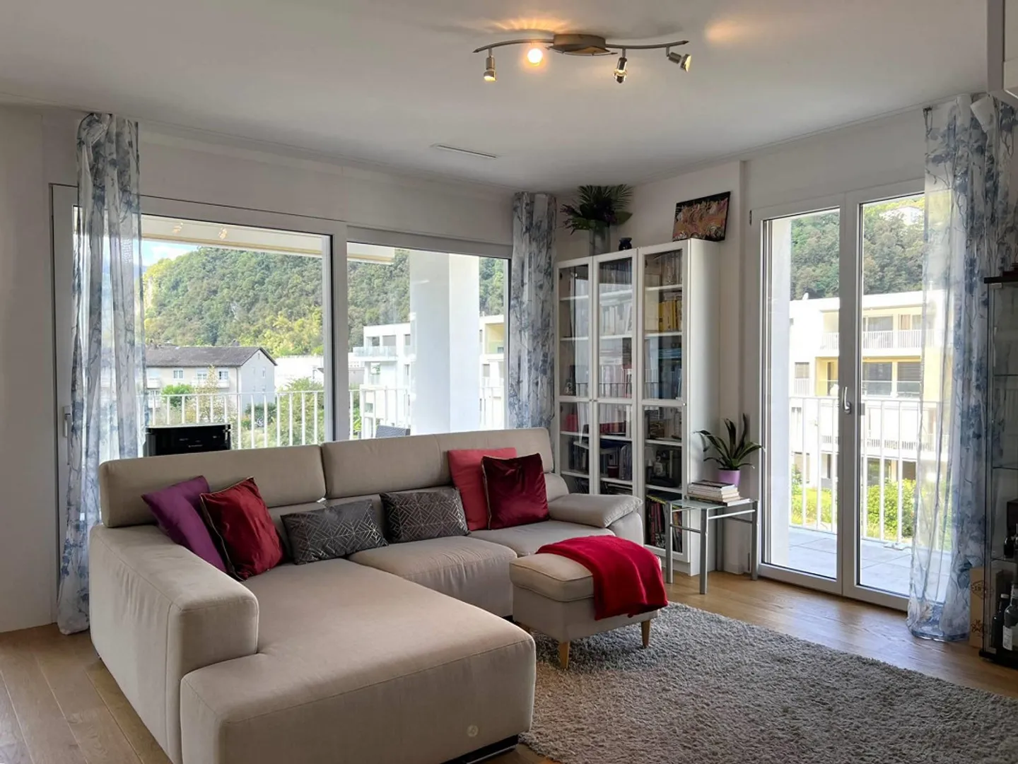 Modern 3.5-room apartment with balcony in Barbengo - Photo 5 of 13