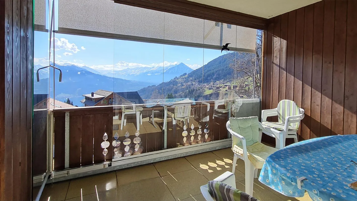 Appartamento 2.5 locali, 2 balconi, garage, vista panoramica sulle montagne, seconda casa possibile - Foto 6 di 25