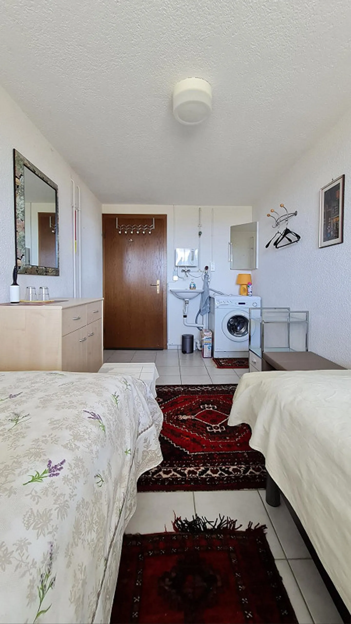 Appartamento 2.5 locali, 2 balconi, garage, vista panoramica sulle montagne, seconda casa possibile - Foto 21 di 25